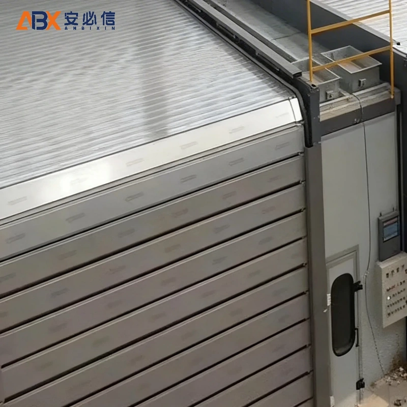拉萨金属快速门